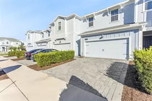 2933 Satire St, Kissimmee, FL 34746 - Photo 2