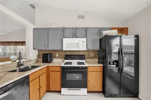 3444 Dartford Dr, Davenport, FL 33837 - Photo 8