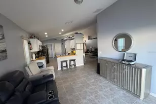 208 Grantham Dr, Davenport, FL 33897 - Photo 4