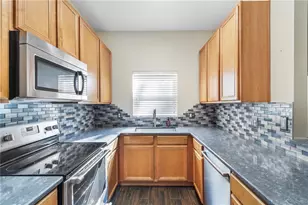 2020 Retreat View Cir, Sanford, FL 32771 - Photo 10