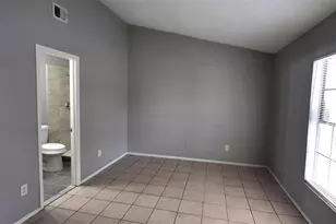 4431 Centennial Dr, Orlando, FL 32808 - Photo 12