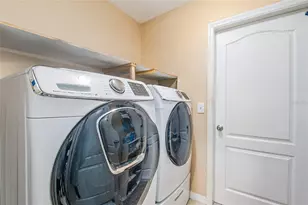 2625 Eagle Cliff Dr, Kissimmee, FL 34746 - Photo 8