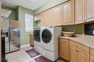 1017 Johns Point Dr, Oakland, FL 34787 - Photo 34