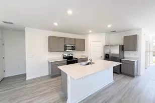 3731 Point Sur Ct, Davenport, FL 33837 - Photo 2