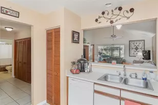 150 Edgewater Cir, Sanford, FL 32773 - Photo 10