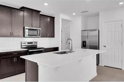 16362 Bird Of Paradise Avenue, Clermont, FL 34714 - Photo 4