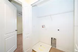 391 Carina Cir, Sanford, FL 32773 - Photo 20