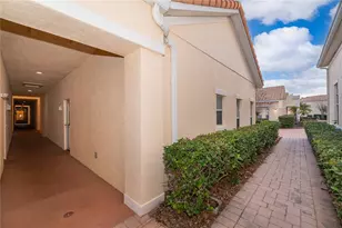 1075 David Walker Dr, Tavares, FL 32778 - Photo 20