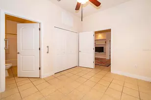 1075 David Walker Dr, Tavares, FL 32778 - Photo 16