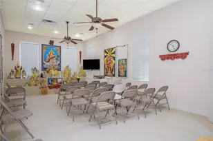 1075 David Walker Dr, Tavares, FL 32778 - Photo 26