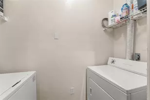 6025 Westgate Dr, Orlando, FL 32835 - Photo 16