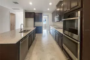 16136 Monterey Greens Cir, Tampa, FL 33647 - Photo 6