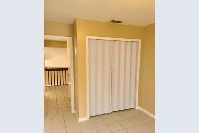 6830 Magnolia Pointe Circle, Orlando, FL 32810 - Photo 8