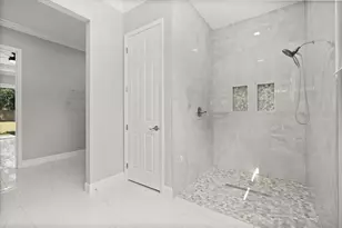 319 Water Shr Dr, Leesburg, FL 34748 - Photo 10