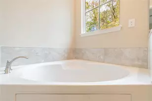 1316 Ferendina Dr, Deltona, FL 32725 - Photo 10