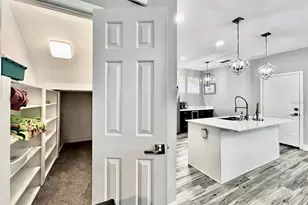 839 Lake Evalyn Dr, Celebration, FL 34747 - Photo 8