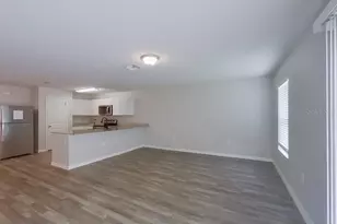 826 Wilmington Pkwy, Cape Coral, FL 33993 - Photo 6