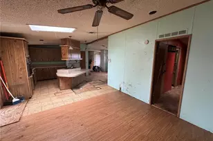 217 Ellsworth Dr, Kissimmee, FL 34758 - Photo 6