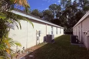 25422 Lexington Oaks Blvd, Wesley Chapel, FL 33544 - Photo 4