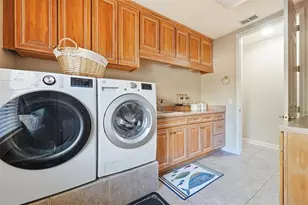 3103 Seigneury Dr, Windermere, FL 34786 - Photo 46