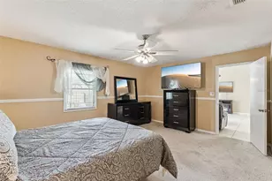 1042 Seminole Creek Dr, Oviedo, FL 32765 - Photo 14