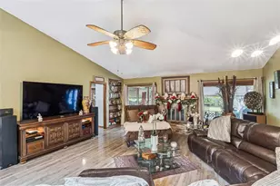 611 N Forsyth Rd, Orlando, FL 32807 - Photo 20