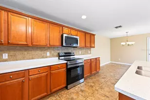 2564 Abey Blanco Dr, Orlando, FL 32828 - Photo 10