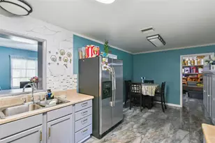 25309 Carnoustie Dr, Sorrento, FL 32776 - Photo 10