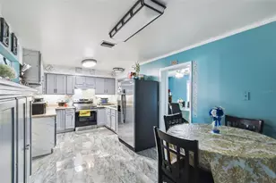 25309 Carnoustie Dr, Sorrento, FL 32776 - Photo 10