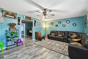 25309 Carnoustie Dr, Sorrento, FL 32776 - Photo 14
