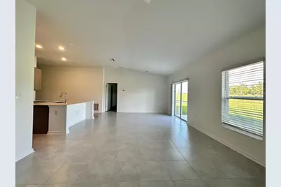 335 Loch Court, Davenport, FL 33837 - Photo 10