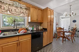 5221 Chenault Ave, Orlando, FL 32839 - Photo 8