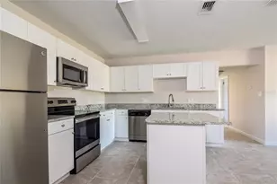 3610 W Leila Ave, Tampa, FL 33611 - Photo 4