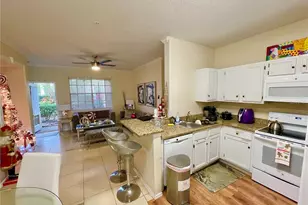 2624 Robert Trent Jones Dr, Orlando, FL 32835 - Photo 14