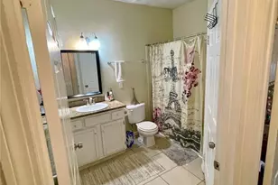 2624 Robert Trent Jones Dr, Orlando, FL 32835 - Photo 20