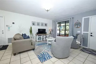 1040 Dennis Ave, Orlando, FL 32807 - Photo 4