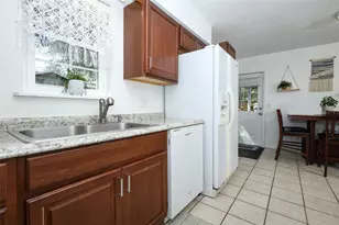 1040 Dennis Ave, Orlando, FL 32807 - Photo 10