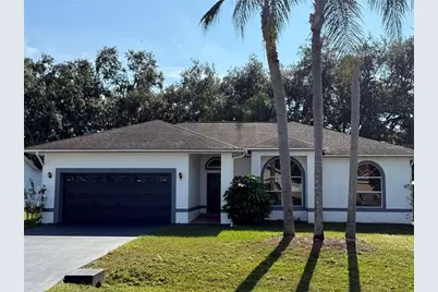 573 Hummingbird Ct, Poinciana, FL 34759 - Photo 1