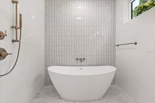 1413 Warwick Pl, Orlando, FL 32806 - Photo 26