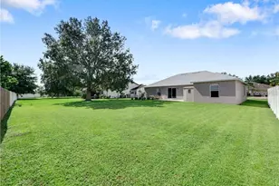 709 Del Prado Dr, Kissimmee, FL 34758 - Photo 14