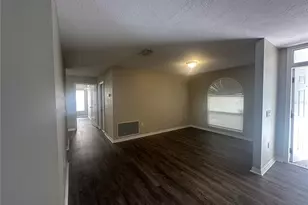 4495 Diamond Circle, Sarasota, FL 34233 - Photo 4