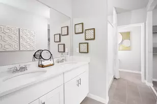 301 Lazy Shr Dr, Nokomis, FL 34275 - Photo 2