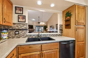 2921 Clubview Dr, Orlando, FL 32822 - Photo 10