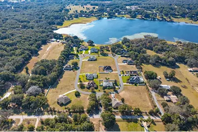 1002 Myrtle Breezes Court, Fruitland Park, FL 34731 - Photo 2