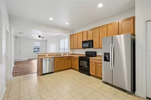 13722 Beauregard Pl, Orlando, FL 32837 - Photo 4