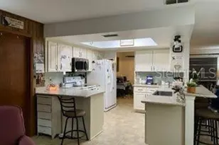 37600 Rolling Acres Rd, Lady Lake, FL 32159 - Photo 20