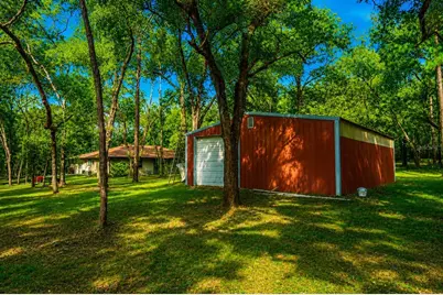 37600 Rolling Acres Road, Lady Lake, FL 32159 - Photo 20