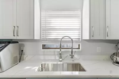 4310 Shadow Wood Trail, Winter Haven, FL 33880 - Photo 8