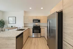 1209 Southstation Pl, Orlando, FL 32809 - Photo 14