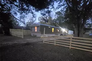 2820 Barnes St, Marianna, FL 32448 - Photo 1